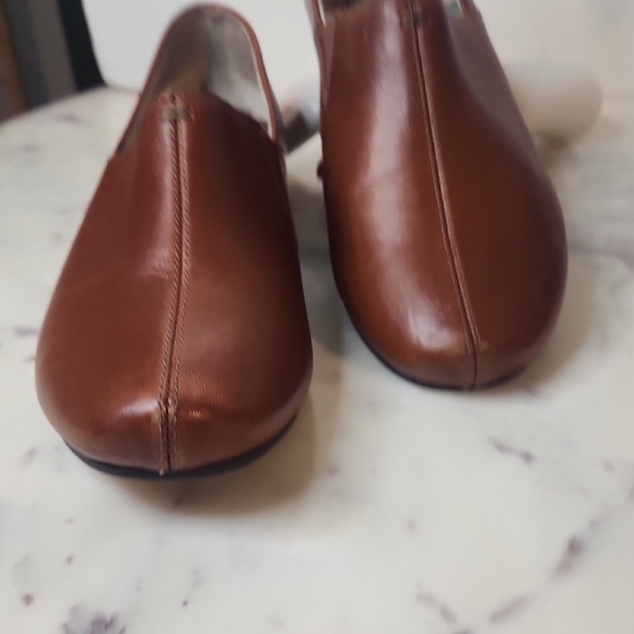 Taos | Women's Hazelnut Brown Slip On Leather Loafers Sz 8.5 - Picture 7 of 7
